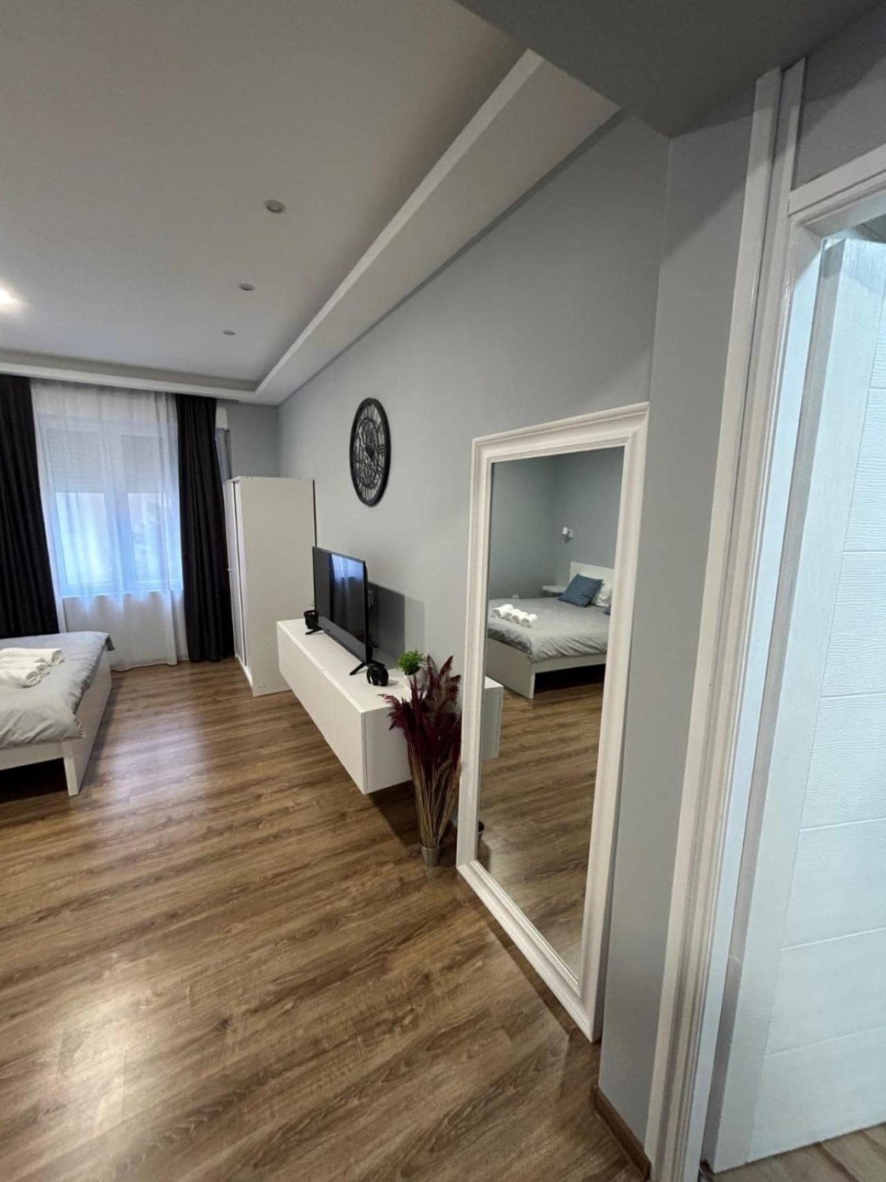Kosancic City Apartments Белград Экстерьер фото